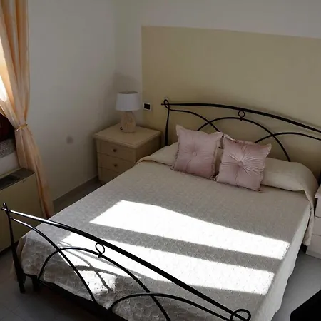 Guest house Houseparadise *